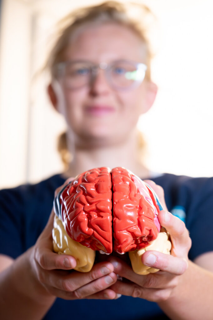 Specialist physiotherapist in Basel focused on concussion rehabilitation and prevention